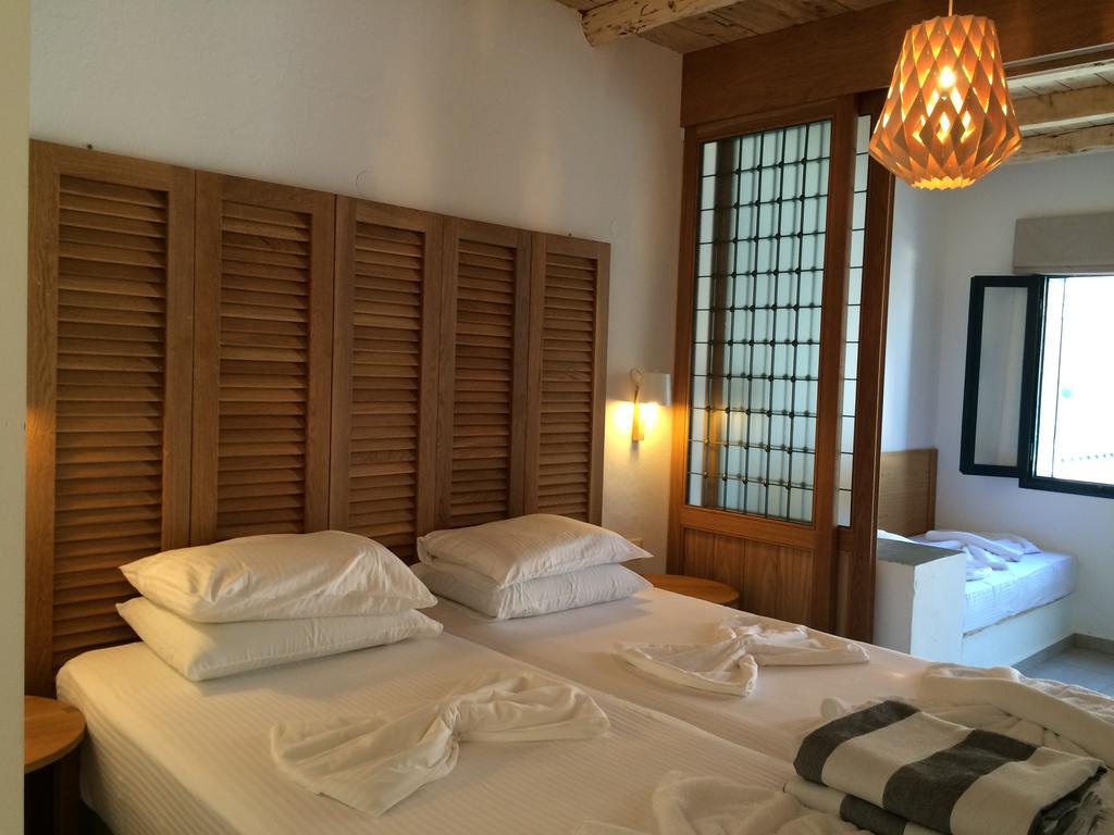 Hotel Porto Loutro On The Hill Room photo